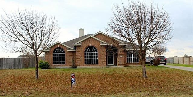 1st image of 910 Meghann Ln