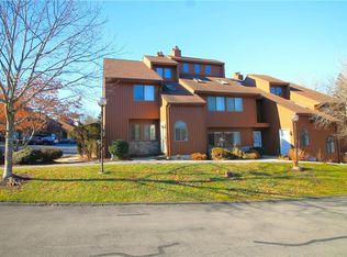 171 Swan Ln, Poughkeepsie, NY 12603