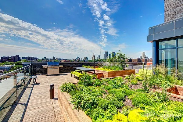 Rented by Halstead Real Estate | media 20