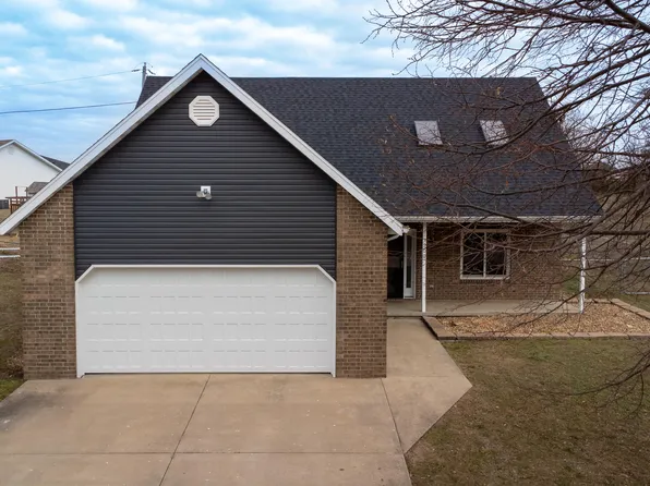 1900 S Hartford Avenue, Bolivar, MO 65613