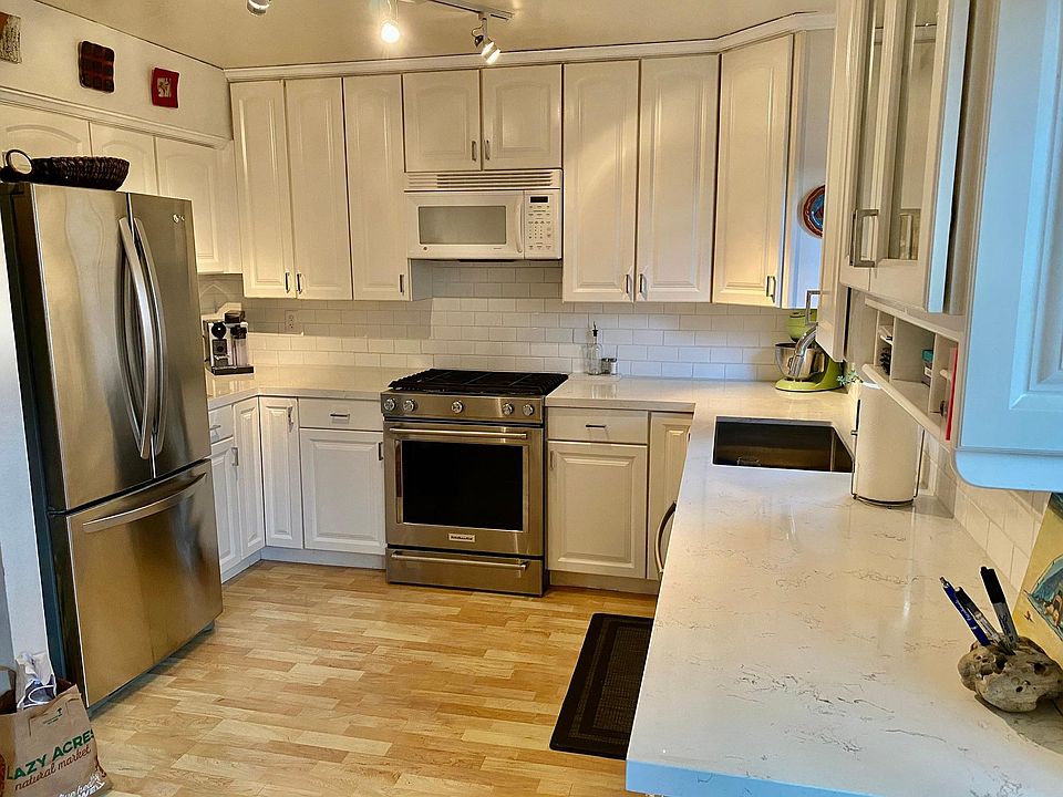 1st image of 611 W Sola St APT 1