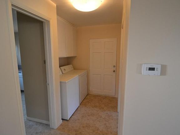 2nd image of 1333 Poli St #1333