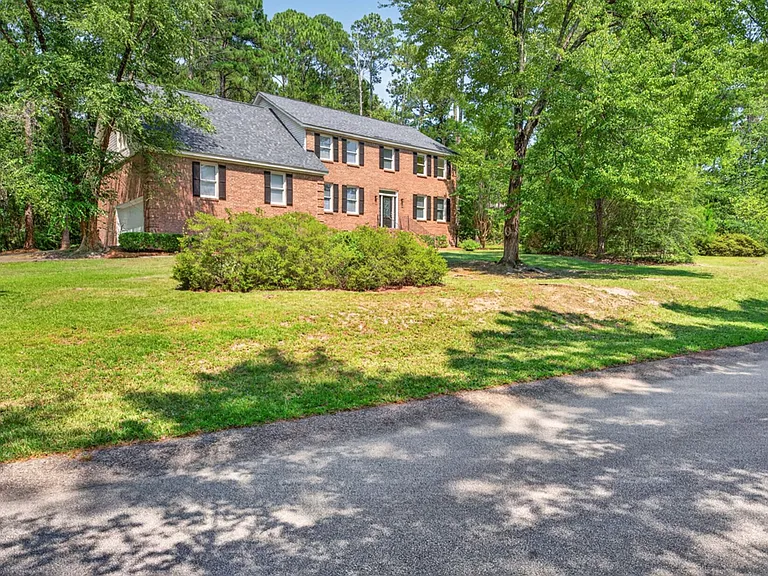 2027 Riding Ridge Rd — Photo 59