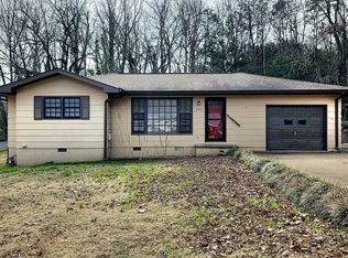 255 Canary Ave, Trenton, GA 30752