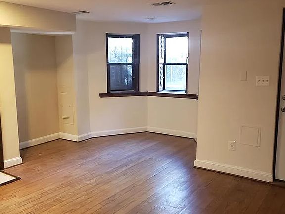 5th image of 1504 R St NW #1B