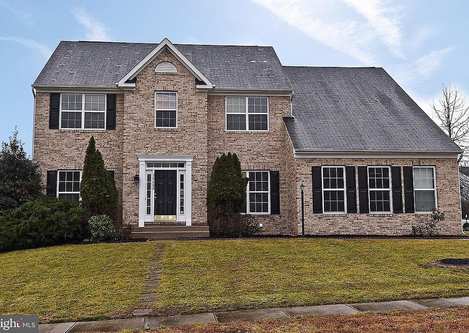 1st image of 12609 Wallace Ln
