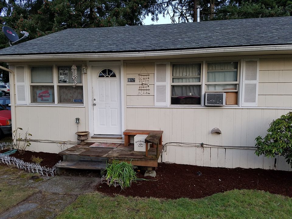 2nd image of 1324 Kirkland Ave NE