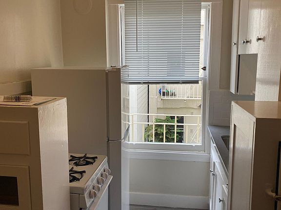 5th image of 77 Hermann St APT 33