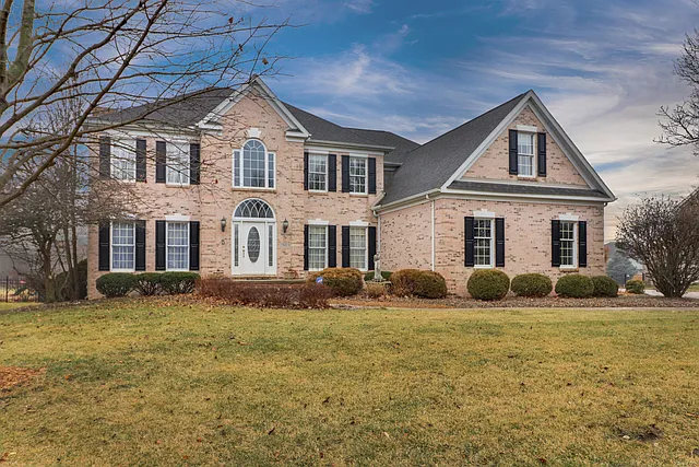 3213 Wisteria Ln photo 1