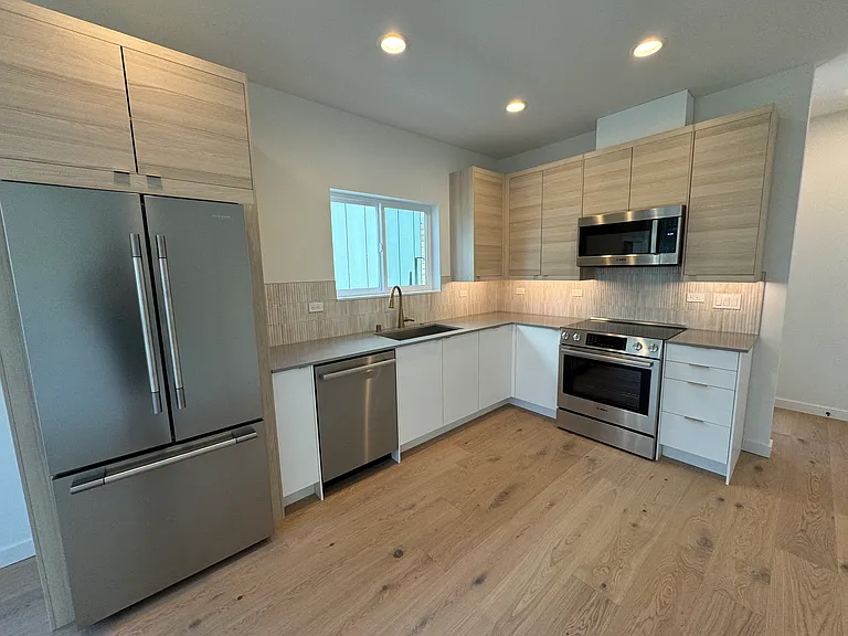 1407 E Alder St — Photo 5