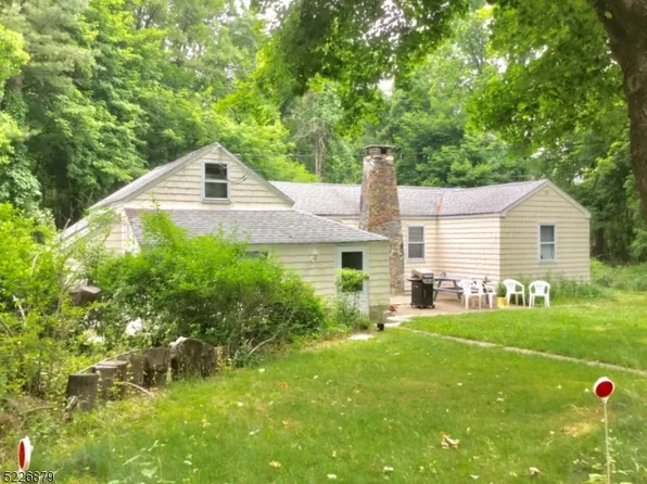 46 Nicole Dr, Denville Twp., NJ 07834