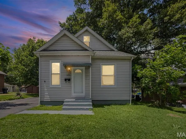 323 N 37th St, Belleville, IL 62226