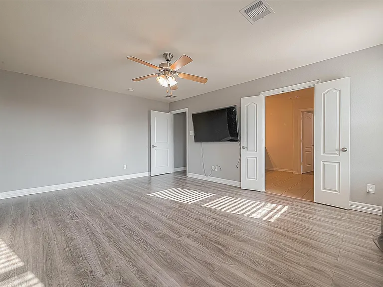 223 Sintra Lake Way — Photo 23