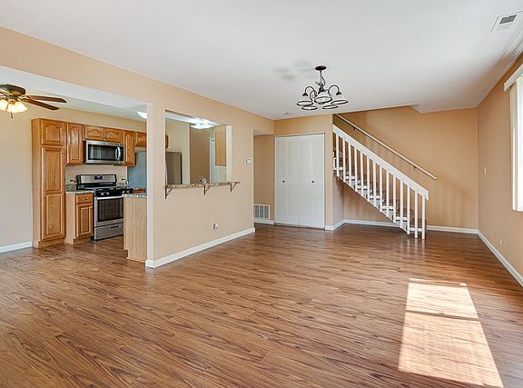 3rd image of 228 Waterford Dr