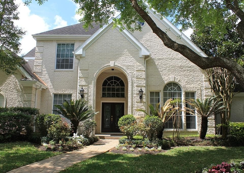 1st image of 2322 Central Park Cir