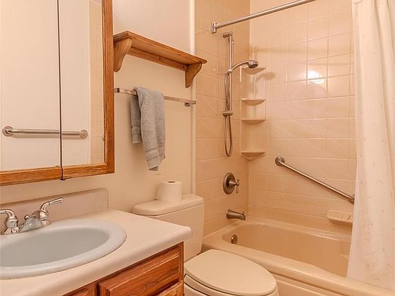 5th image of 8685 W Dartmouth Place