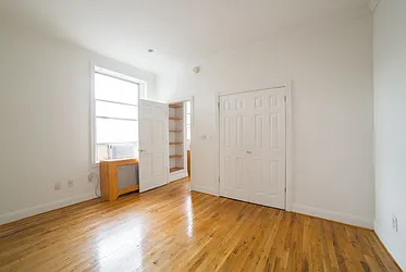 Rented by Jonathan Wachtel, LREB