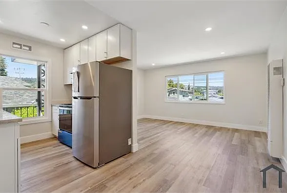3441 Laguna Ave #1 — Photo 11