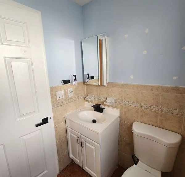 821 Anna St #2 — Photo 6