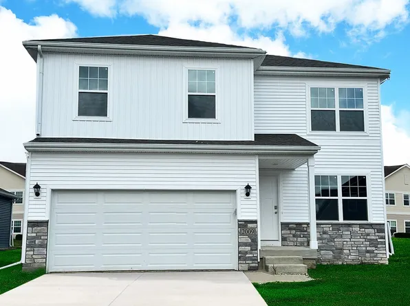 2203 N 7th St, Indianola, IA 50125