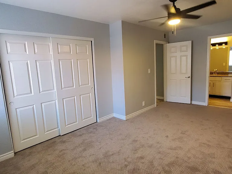 5080 Indian River Dr #400 — Photo 17