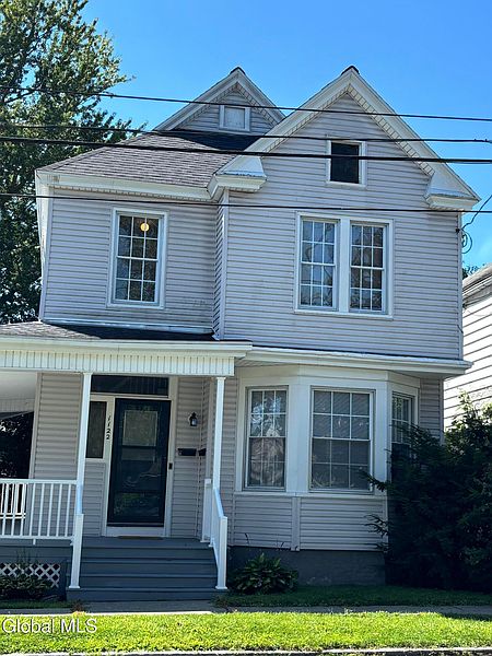 2nd image of 1122 24th Street