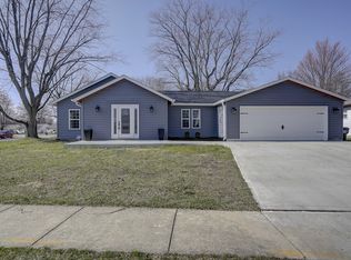 125 Totten Dr, Greenwood, IN 46143