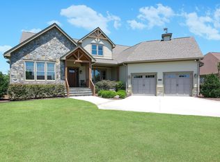 8482 Compass Pointe East Wynd NE, Leland, NC 28451