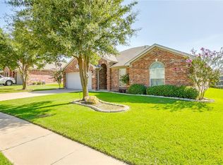 616 Sunfish Dr, Crowley, TX 76036