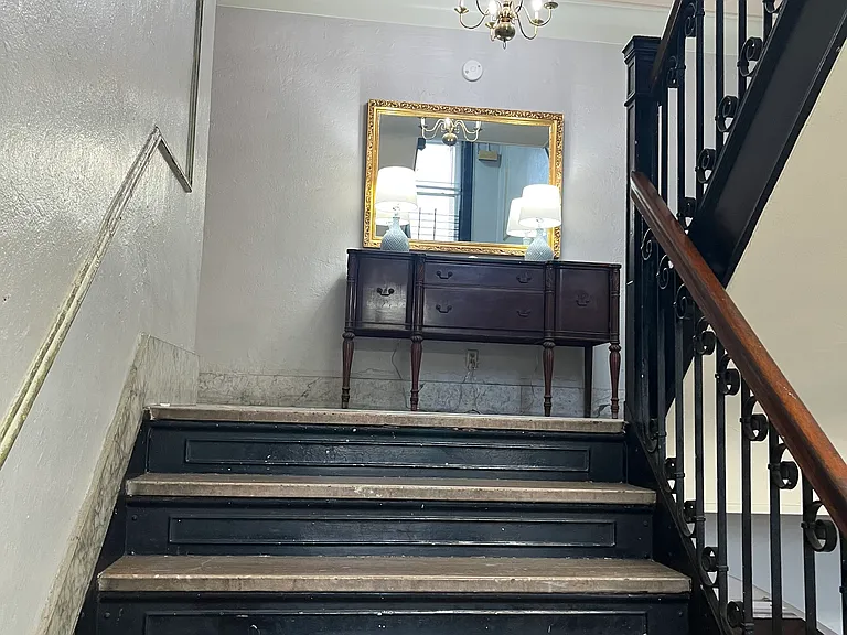 Sagamore Building — Photo 17