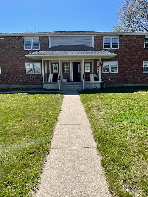 2 bed, $1,725 — Photo 1