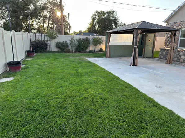 1283 W Sun River Dr, Riverton, UT 84065