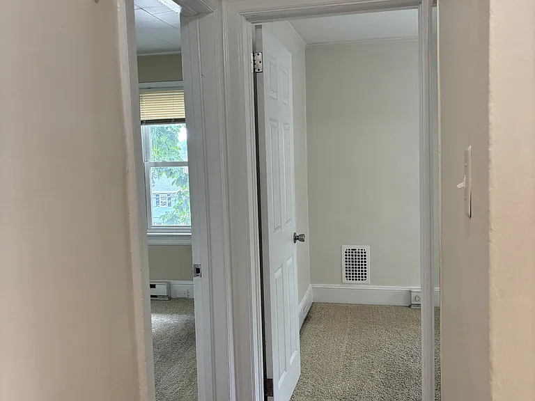 Hallway to bedrooms