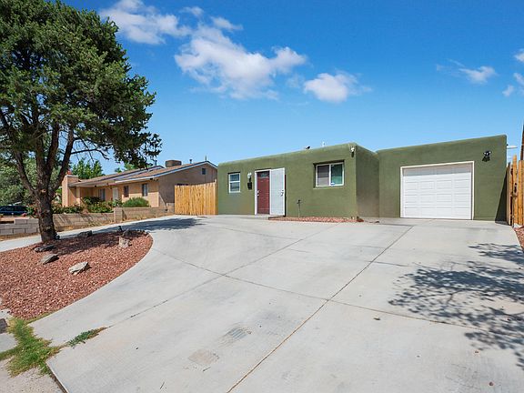 2nd image of 3500 La Veta Dr NE