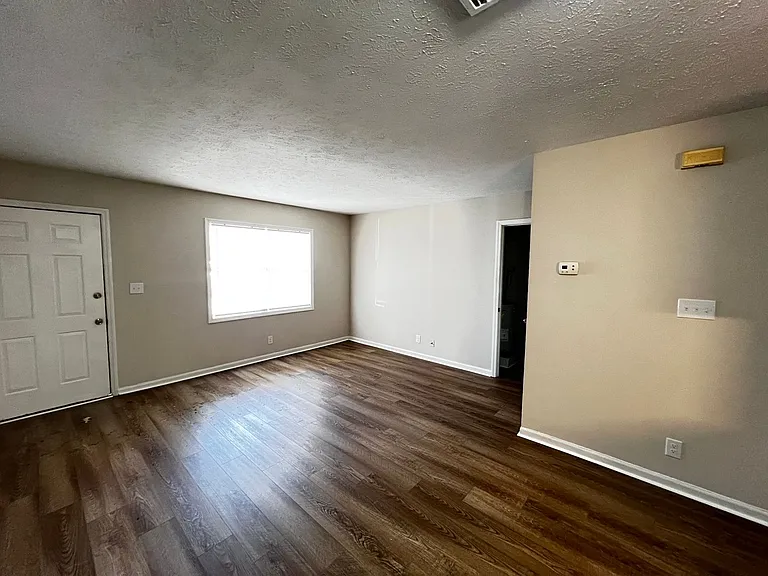 209 Cedar St #D3 — Photo 9