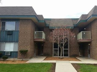 454 S Spring Rd APT 2, Elmhurst, IL 60126