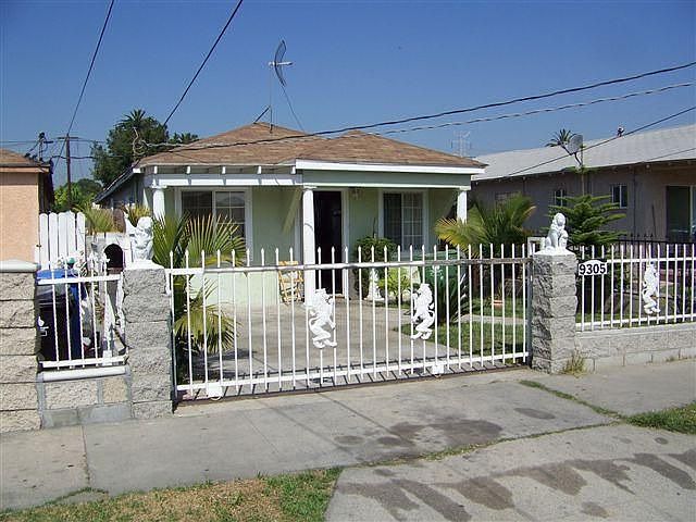 1st image of 9305 Croesus Ave