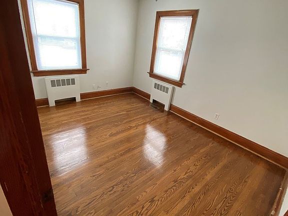 4th image of 2216 Baltic Ave #A