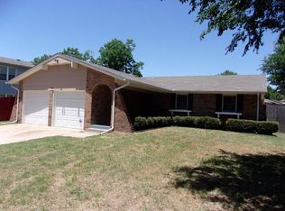 7449 NW 7th St, Oklahoma City, OK 73127