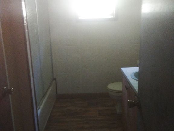 4th image of 307 Oak St
