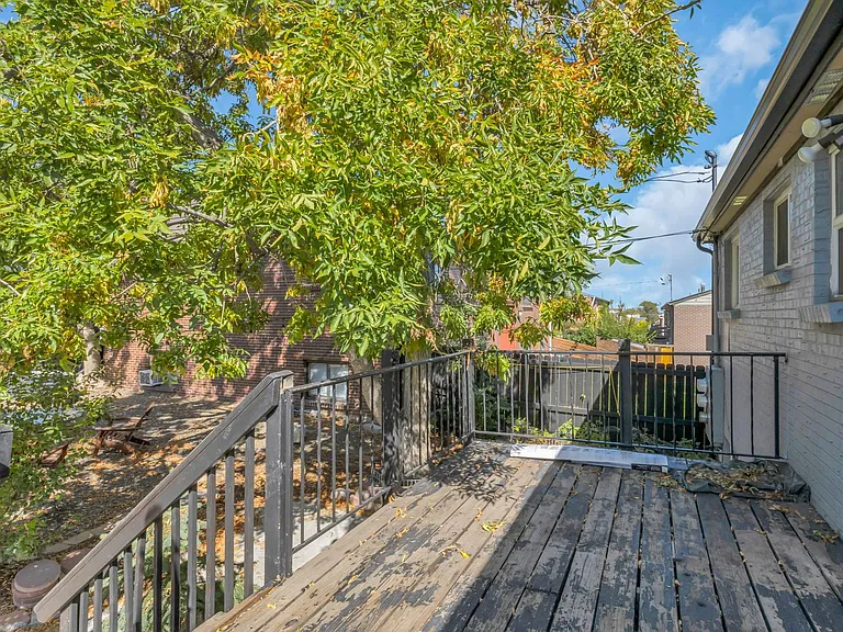 2351 S Locust St #A — Photo 22