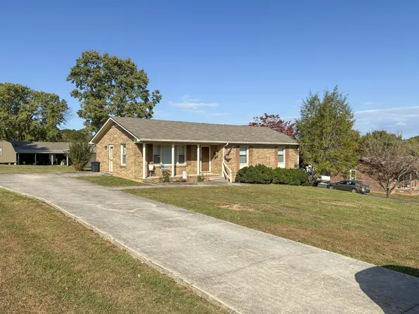 210 Lee Ave, Woodbury, TN 37190