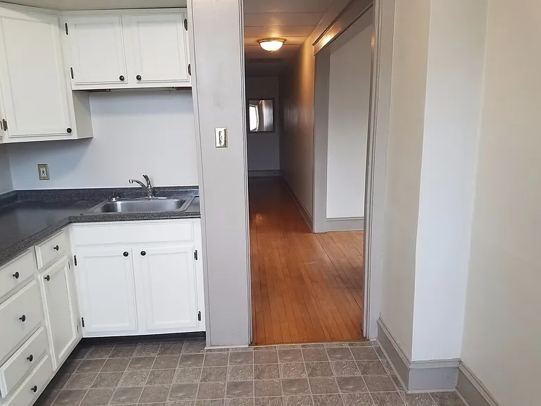 Welcome to Lancaster's First Ever Multi-Unit Apartment Building - Historic Hamilton Suites! — Photo 14