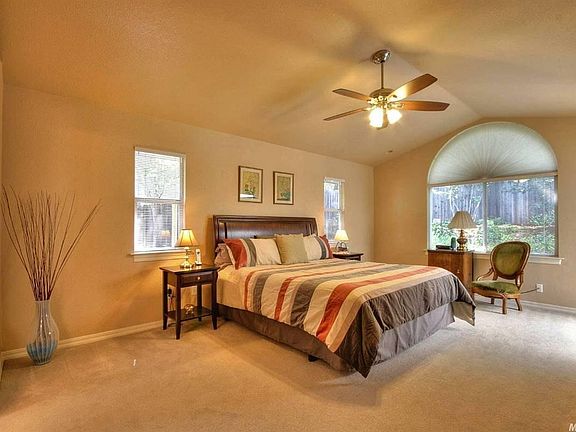 3rd image of 1572 Cornell Way