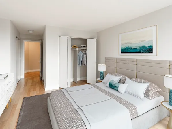 776 Sixth Avenue image 2 of 40