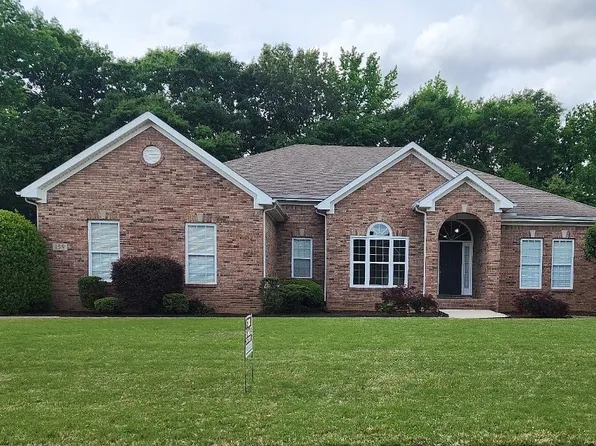 139 River Walk Trl, New Market, AL 35761