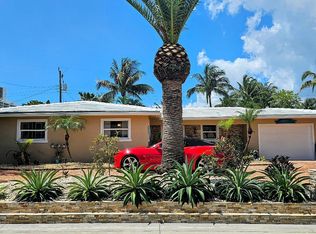 1261 Manor Dr, Riviera Beach, FL 33404