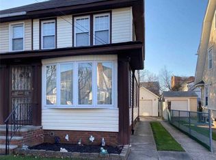 45-26 170th St, Flushing, NY 11358