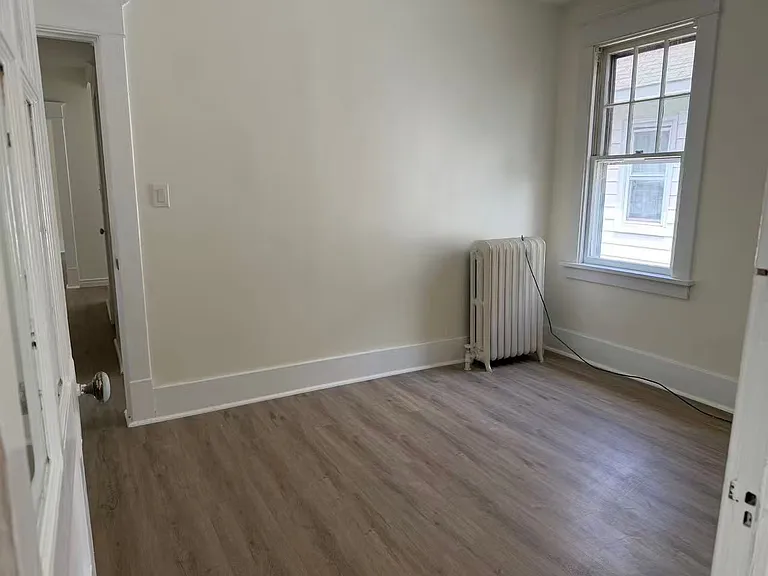 22B Forest Ave #2 — Photo 11