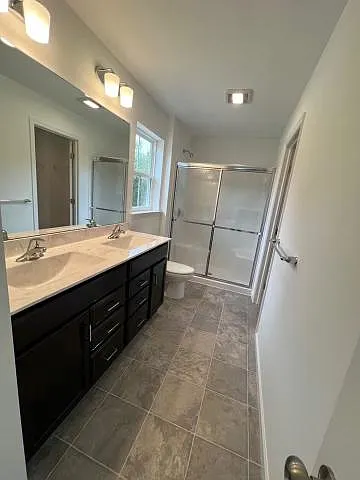 33 Long Bend Dr — Photo 19